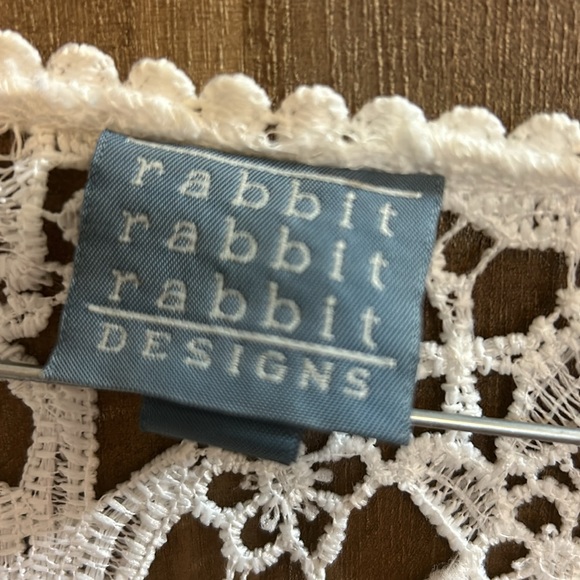 Rabbit Rabbit Rabbit Design Shrug White Lace Size Large. - Picture 2 of 5